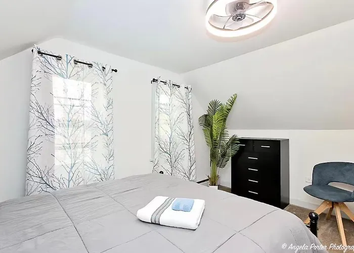 Family Friendly 3 Bedroom 2 Ba Near Navy Base * Waukegan